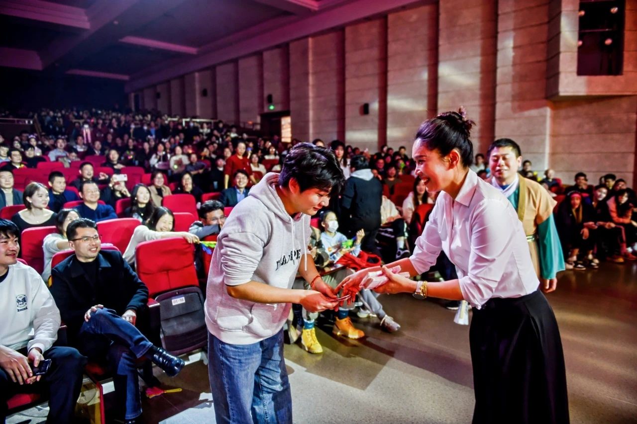 1739004060132586.jpg 1739004060132586.jpg